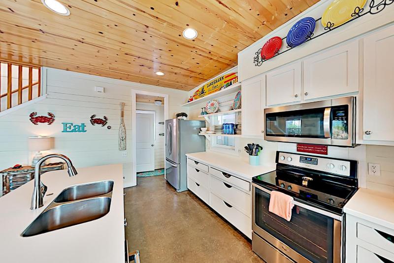 Three-Bedroom House image 2