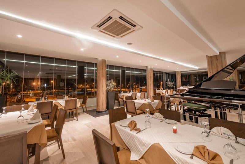 Hotel Omeya - image 25