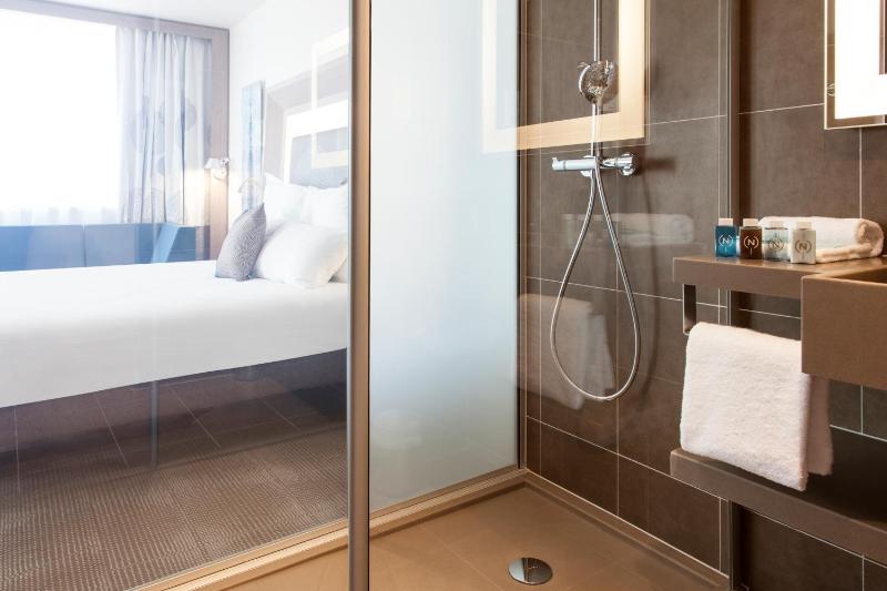 Superior Double Room image 4