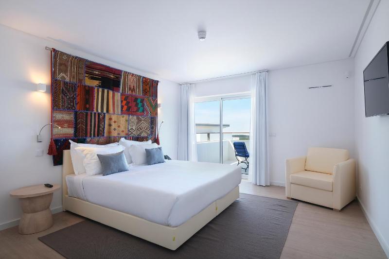 Studio Apartment image 4