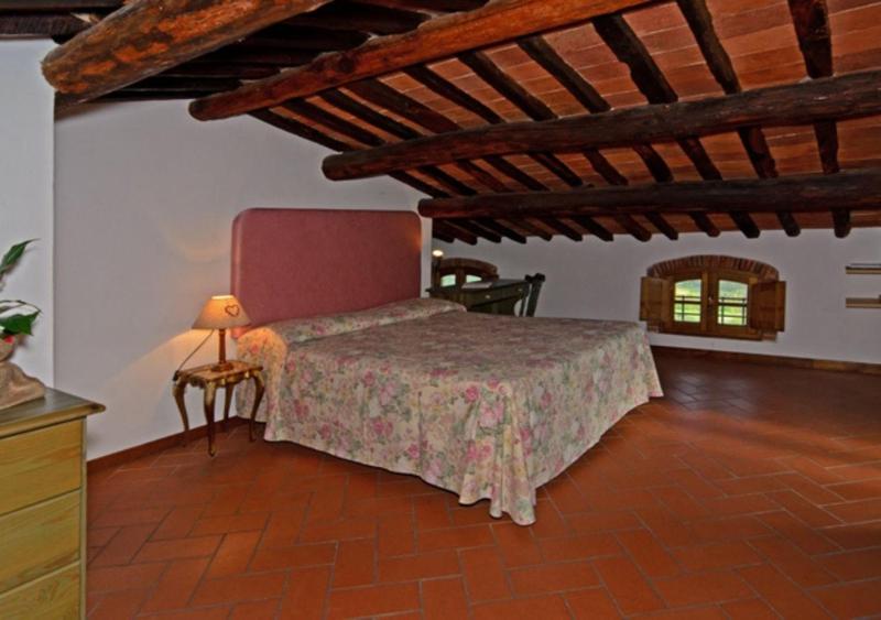 Double Room - Attic image 1