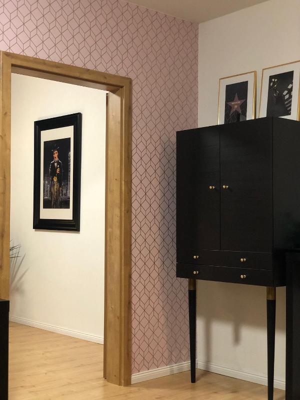 Standard Family Room image 3