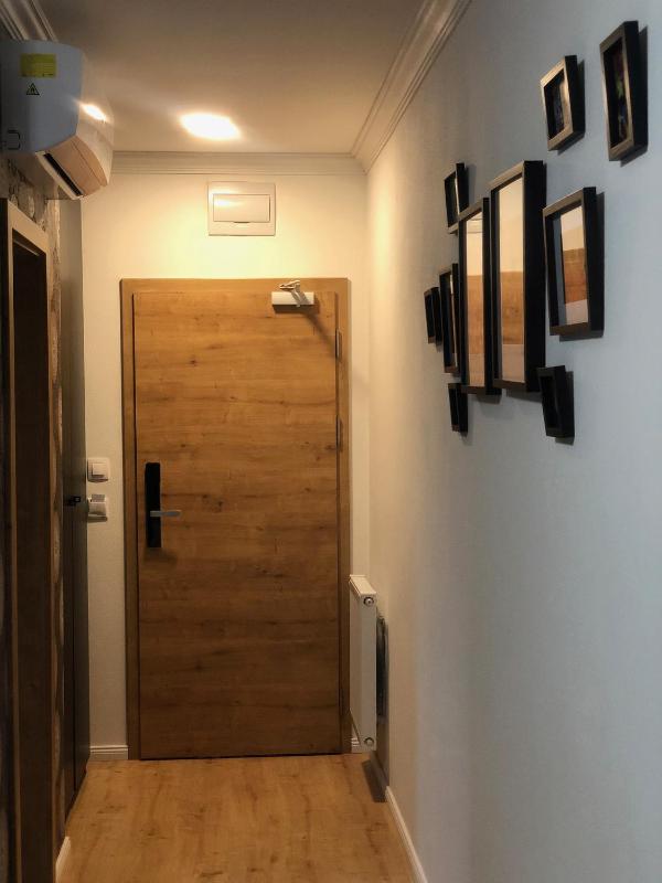 Double Room with Balcony image 3
