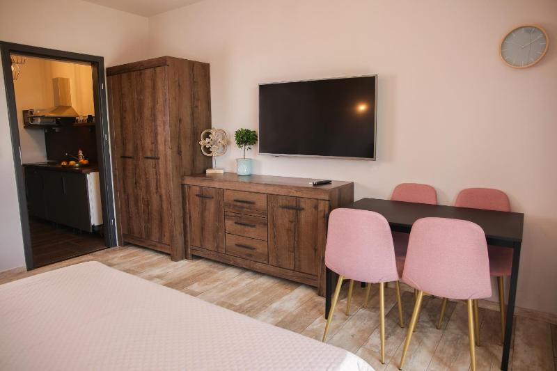 Apartment with Terrace image 2