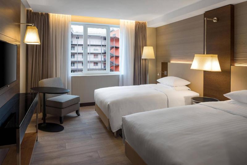 Classic, Guest room, 2 Twin/Single Bed(s), Courtyard view image 1