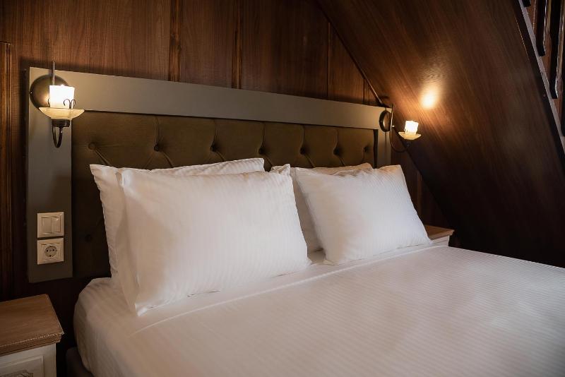 Old Town Suites - image 32