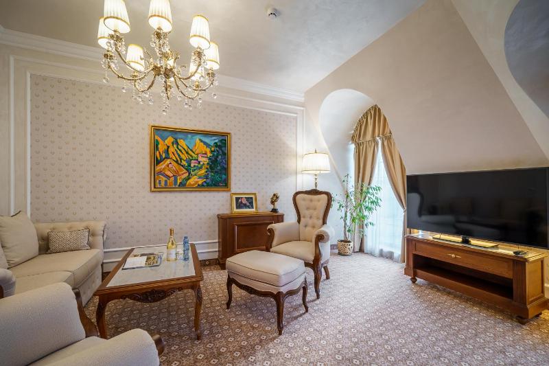 Apartment image 4