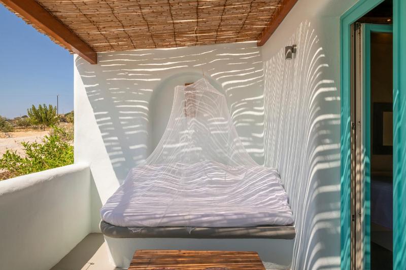 Deluxe Suite with Sea View image 4