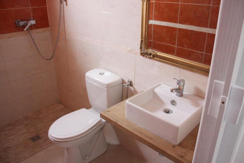 Double Room with Street View image 2