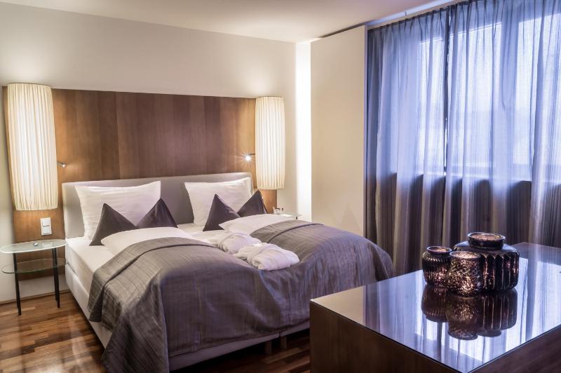The PENZ Hotel - image 10