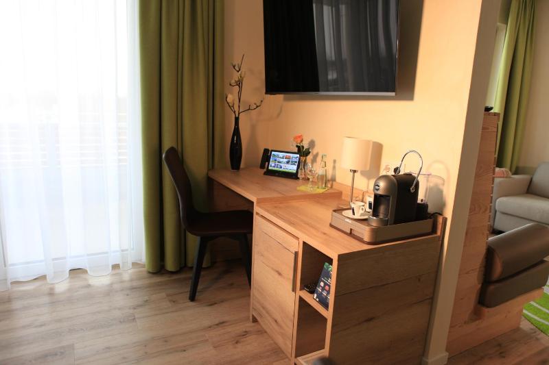 Double or Twin Room with Balcony image 3