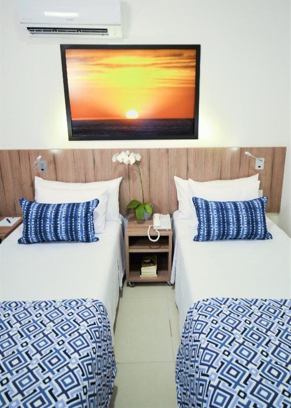 Standard Twin Room image 2