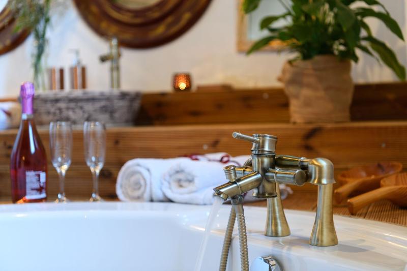 Superior Apartment image 3