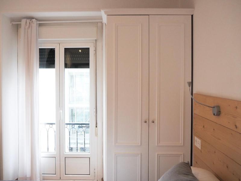 Double or Twin Room with Balcony image 2