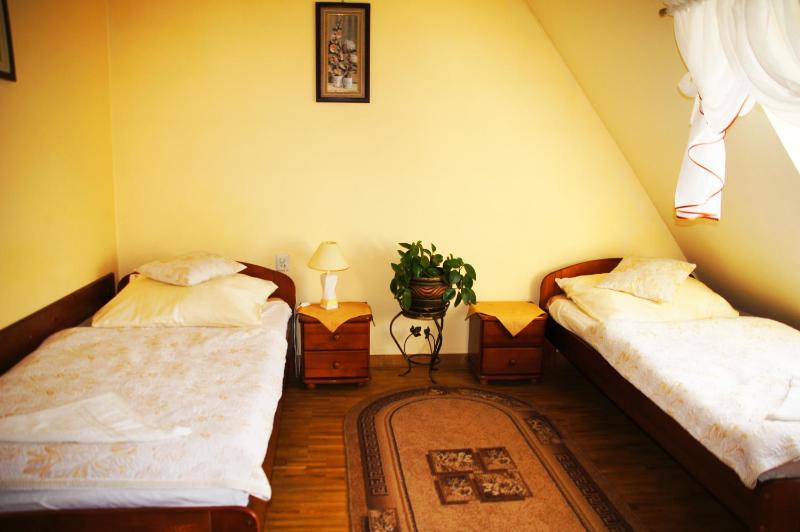 Comfort Triple Room image 1