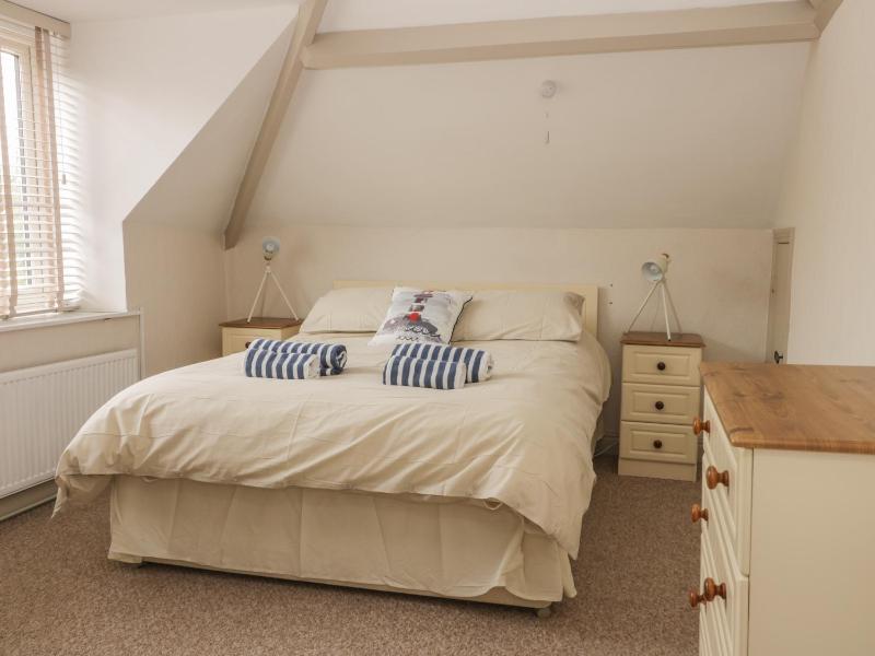 Wyke Lodge Cottage - image 3