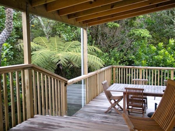 Tiromoana - Mathesons Bay Holiday Home Images