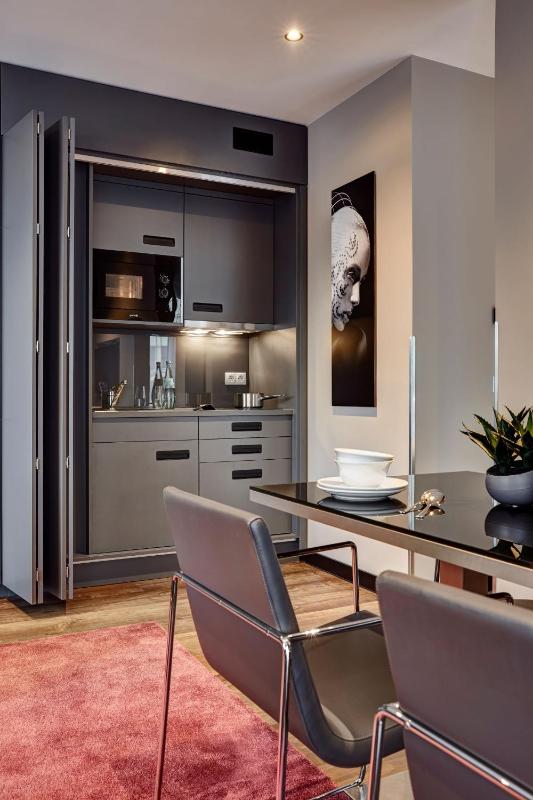 One-Bedroom Apartment image 3
