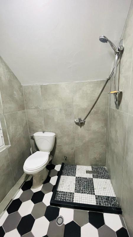 Deluxe Room (2 Adults + 1 Child) image 3
