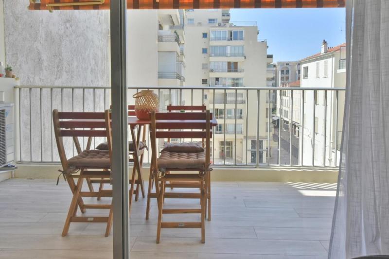 Apartment image 2