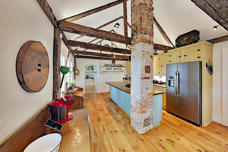 Three-Bedroom House image 4