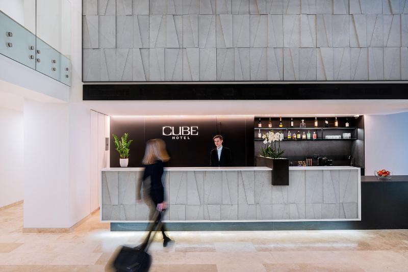 Hotel CUBE Prague - image 1