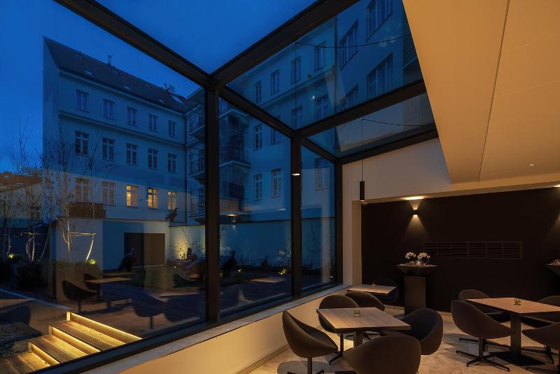 Hotel CUBE Prague - image 3