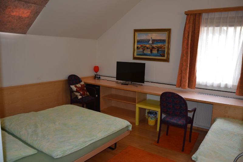 Double Room image 1
