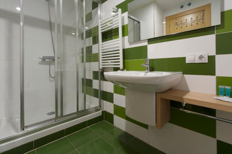 Triple Room image 3