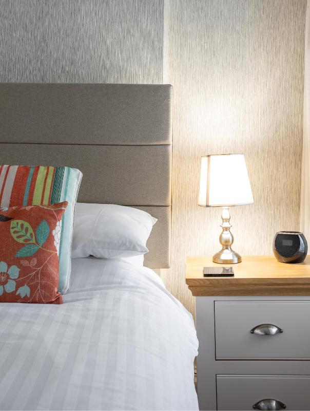 Standard Double Room image 2