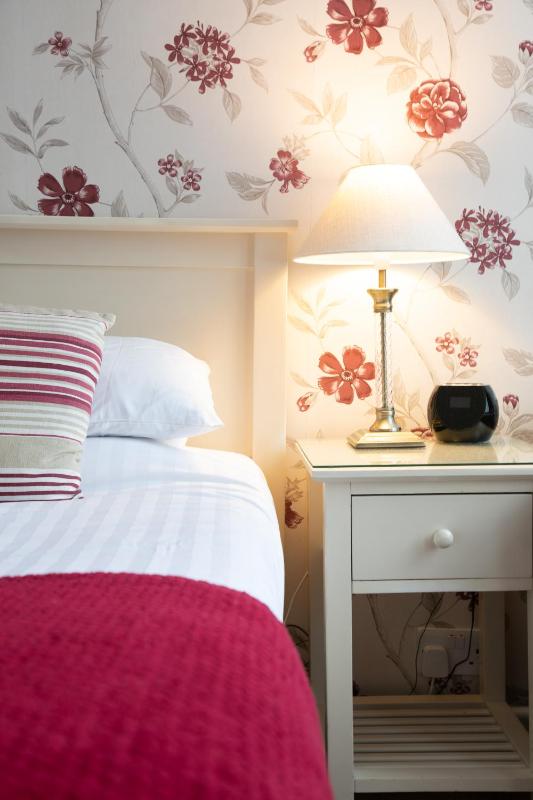 Superior Double Room image 3