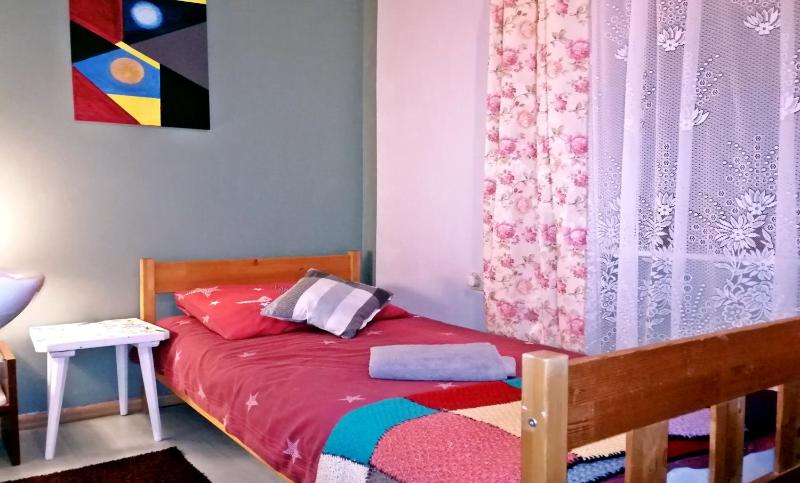 Small Single Room image 2