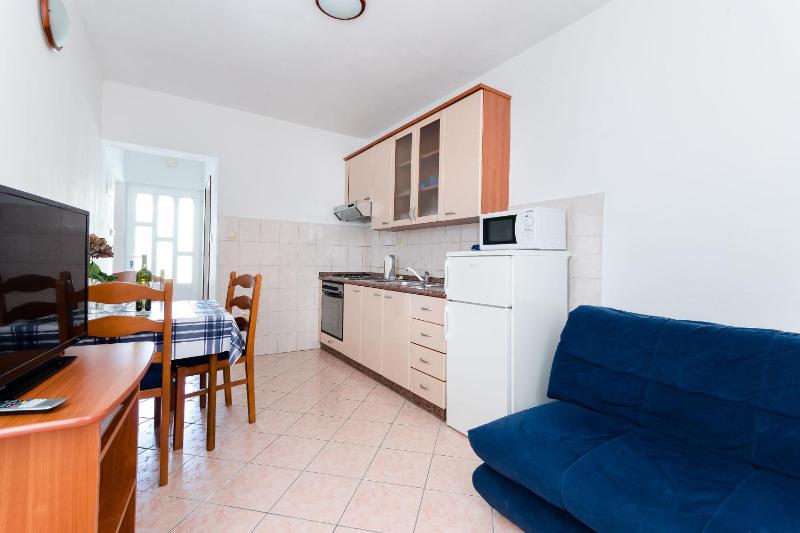 Apartments Marija i Lino - image 12