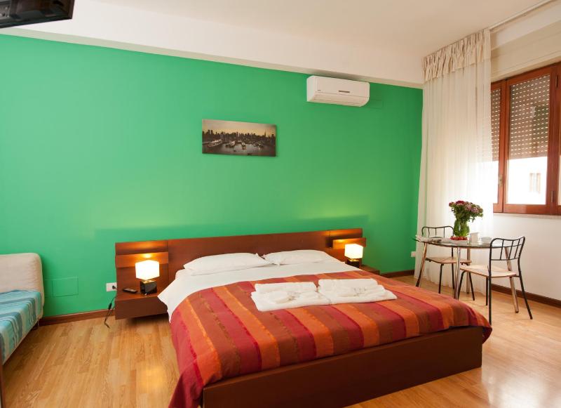 Double or Twin Room image 2