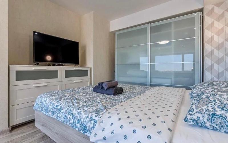 Studio Apartment image 3