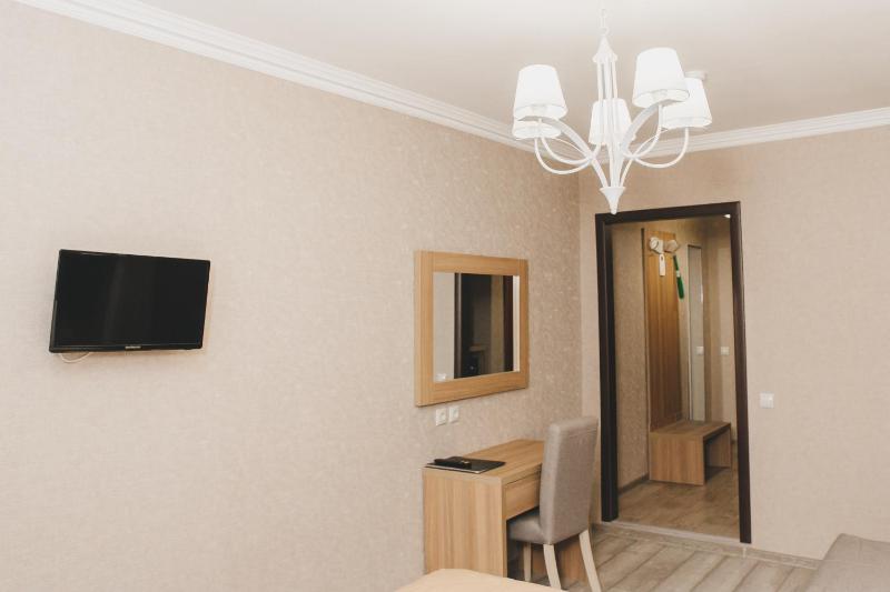 Standard Double or Twin Room image 2