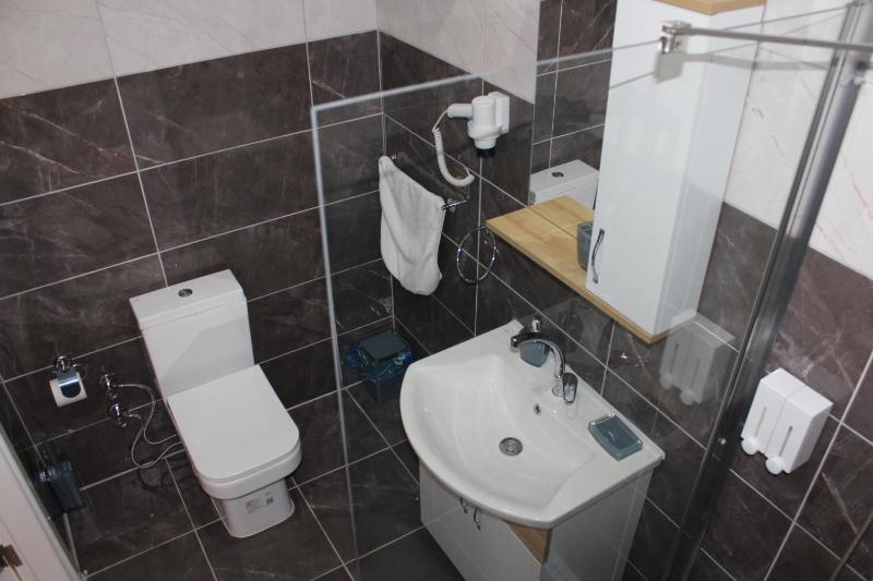 Double Room with Sea View image 2