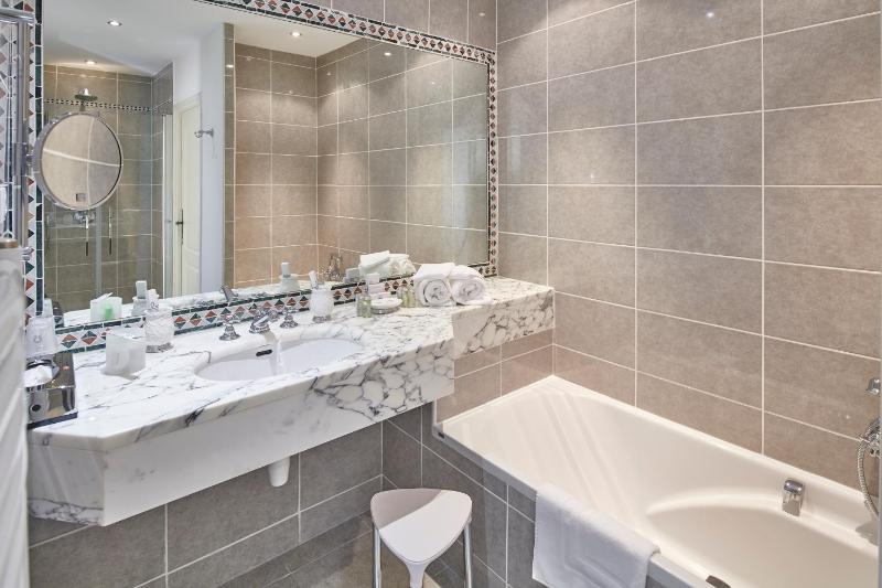 Suite with Terrace image 2