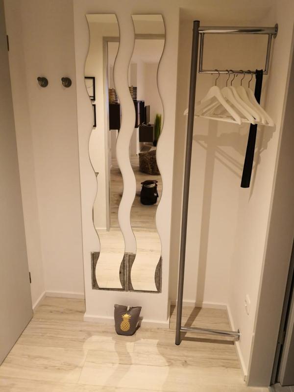One-Bedroom Apartment image 1