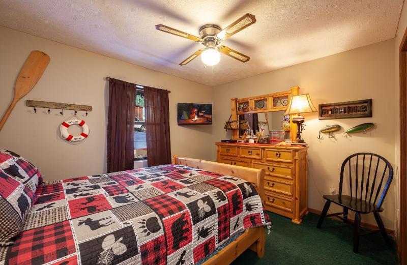 Bearfootin' Holiday home - image 12