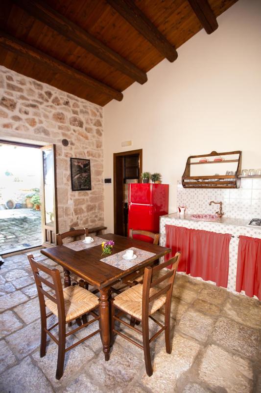 IzzHome Carrubo Images