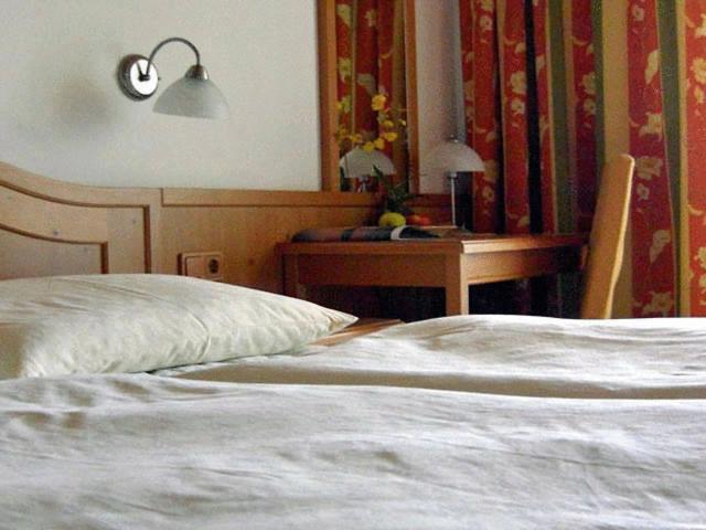 Single Room image 3