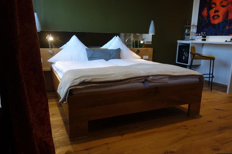 Double Room with Terrace image 4