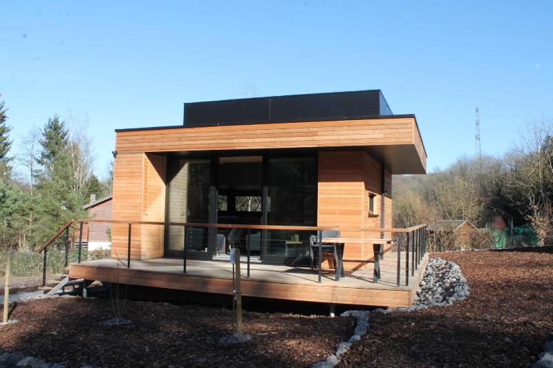 Three-Bedroom House image 1