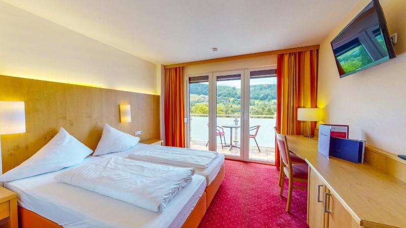 Economy Double Room image 1