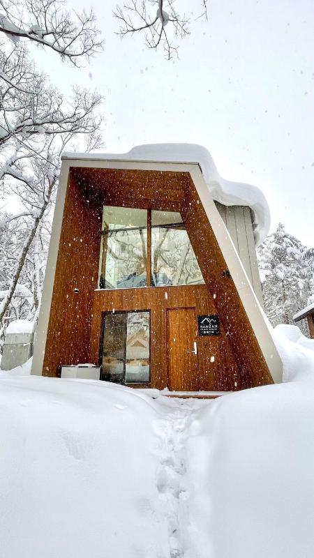 Sanzan Chalet by Hakuba White Fox Company - image 5