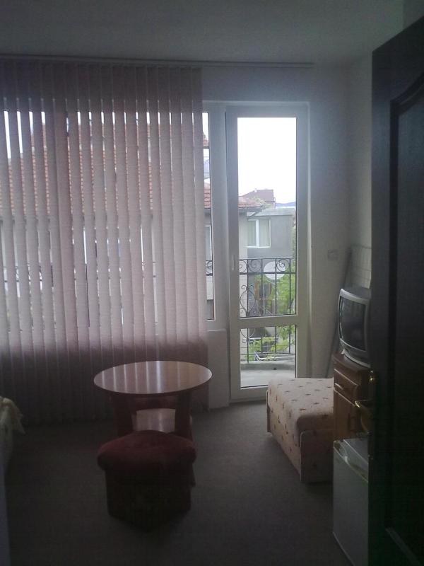 Double or Twin Room with Balcony image 2