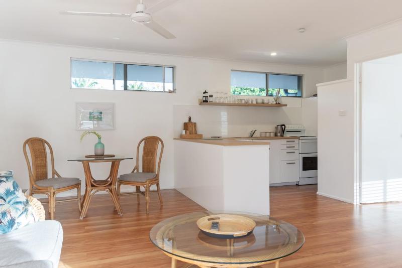 Lychee Tree Holiday Apartments - image 9