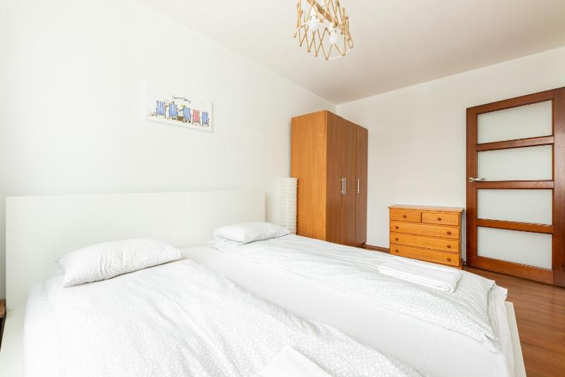 Wyjątkowy Apartament Mewi Śpiew Victus z Parkingiem by Noclegi Renters - image 5