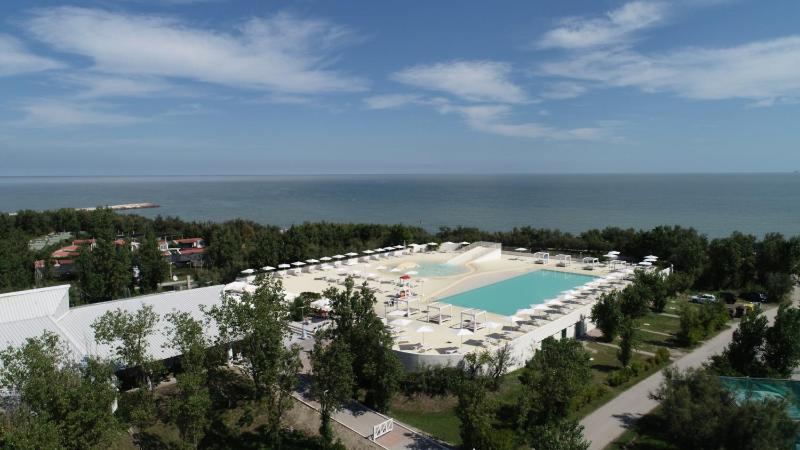 Happy Camp Mobile Homes in Camping Village Rosapineta - image 15